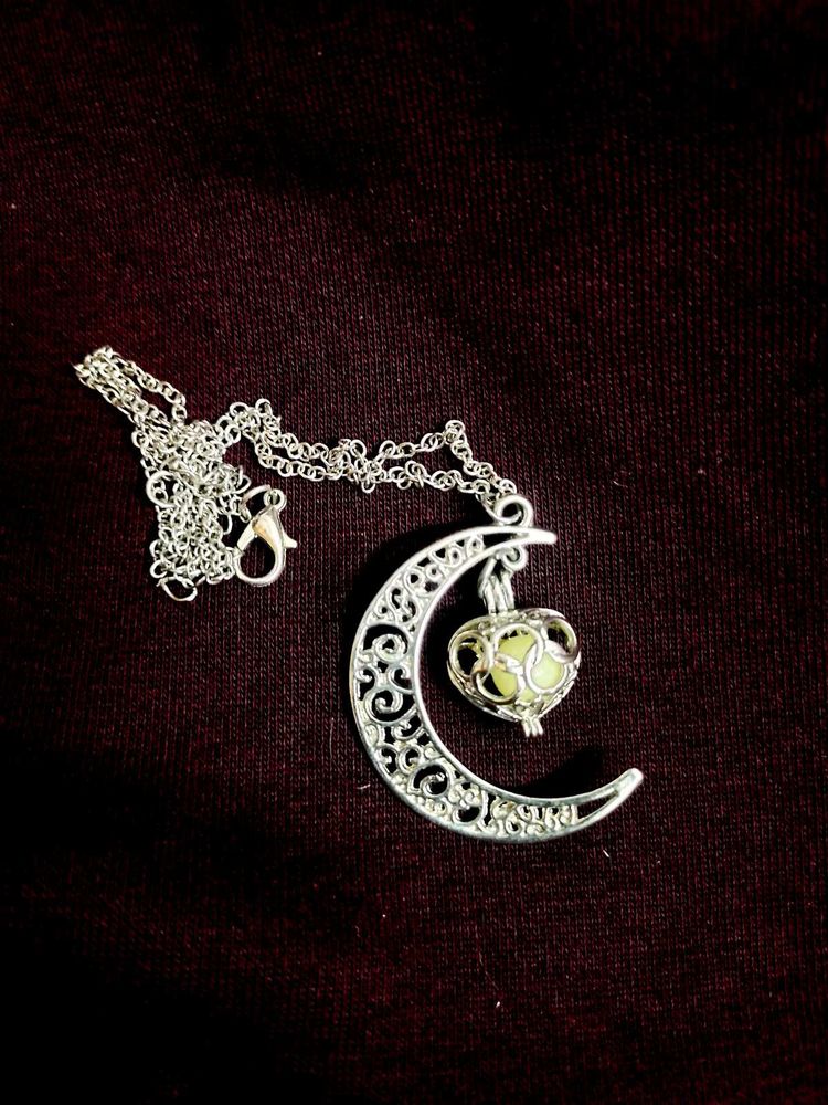 Moon &amp; Heart Necklace