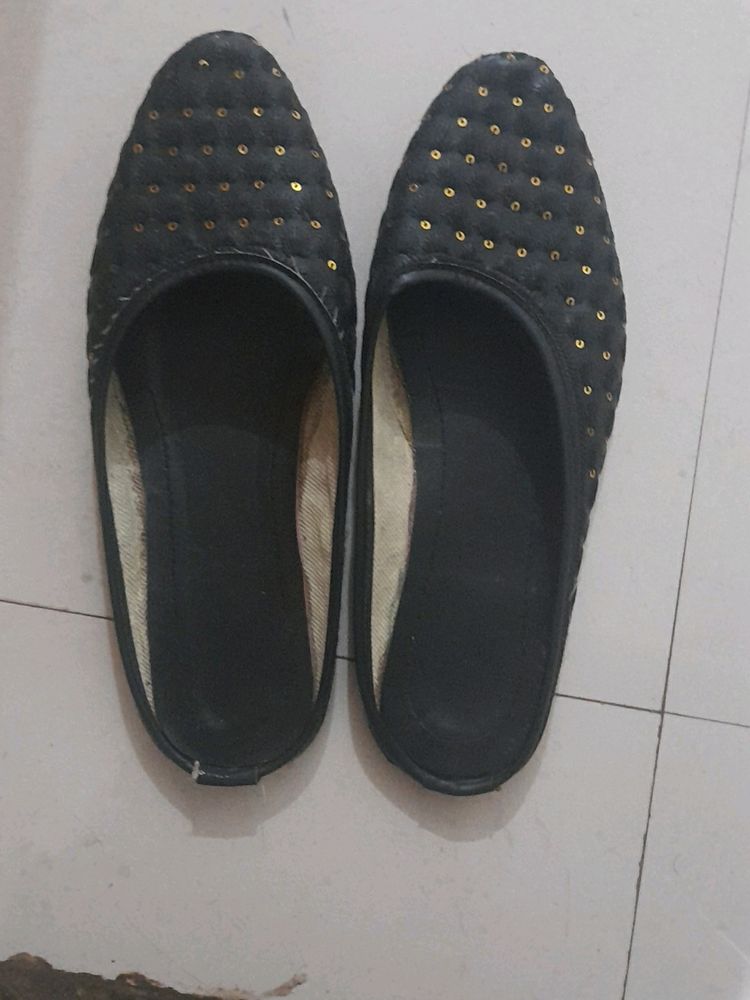 Like New   राजस्थान सिलिपर  Offer