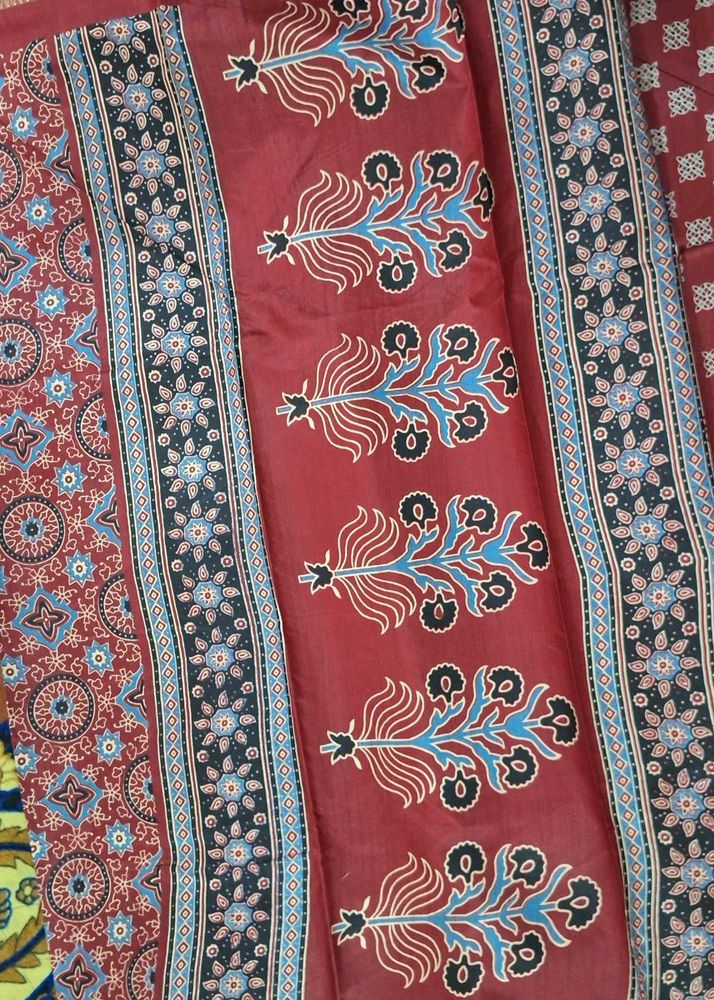 Maroon Floral Print Saree