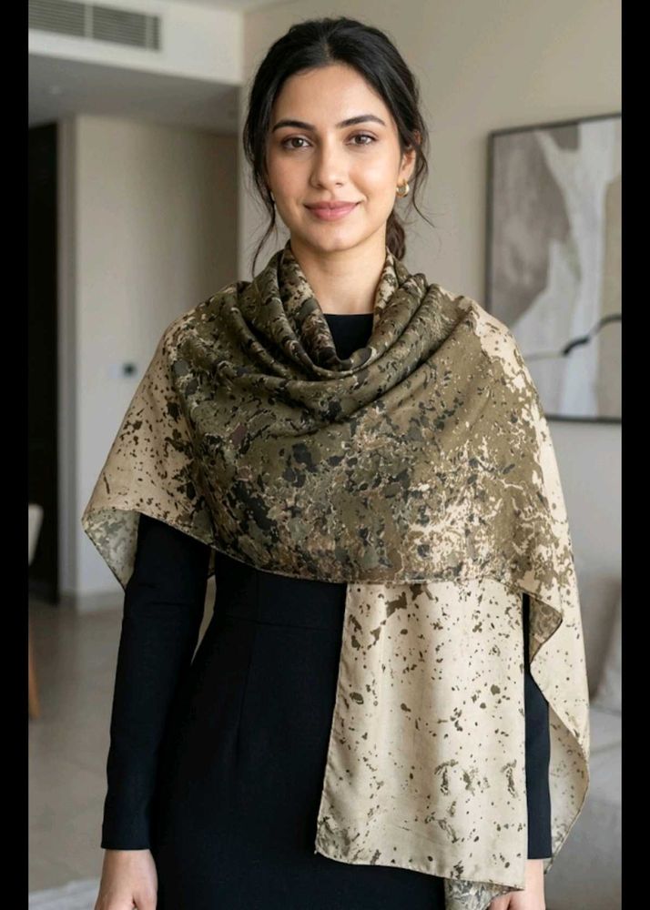Stylish Camouflage Print Scarf