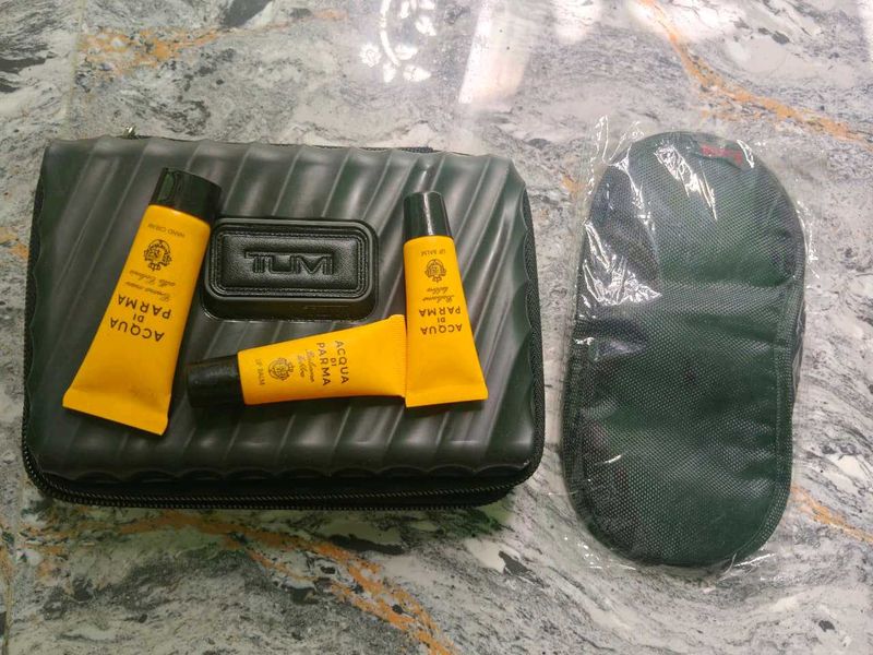 Tumi Travel Toiletry Bag &amp; Acqua di Parma Set