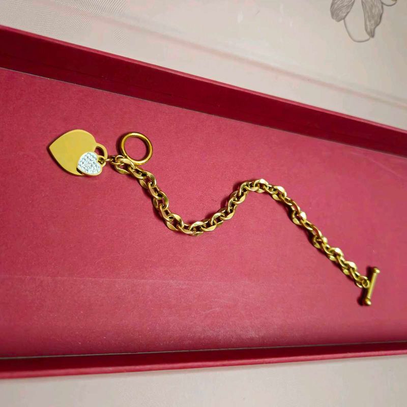Chunky Gold Heart Locks Anti Tarnish Bracelet