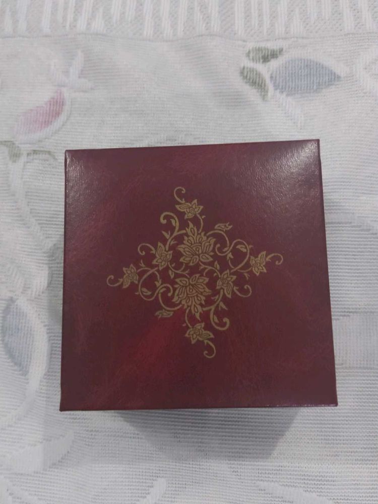 Elegant Jewellery Box with Floral Design