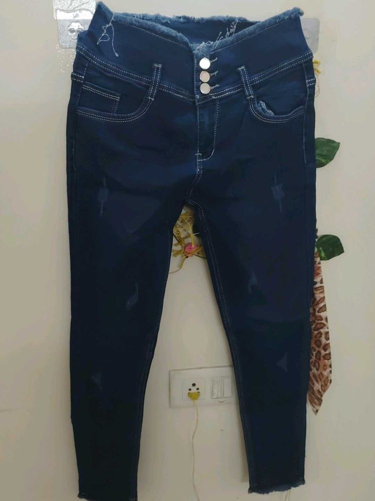 Stylish Blue High-Waisted Jeans