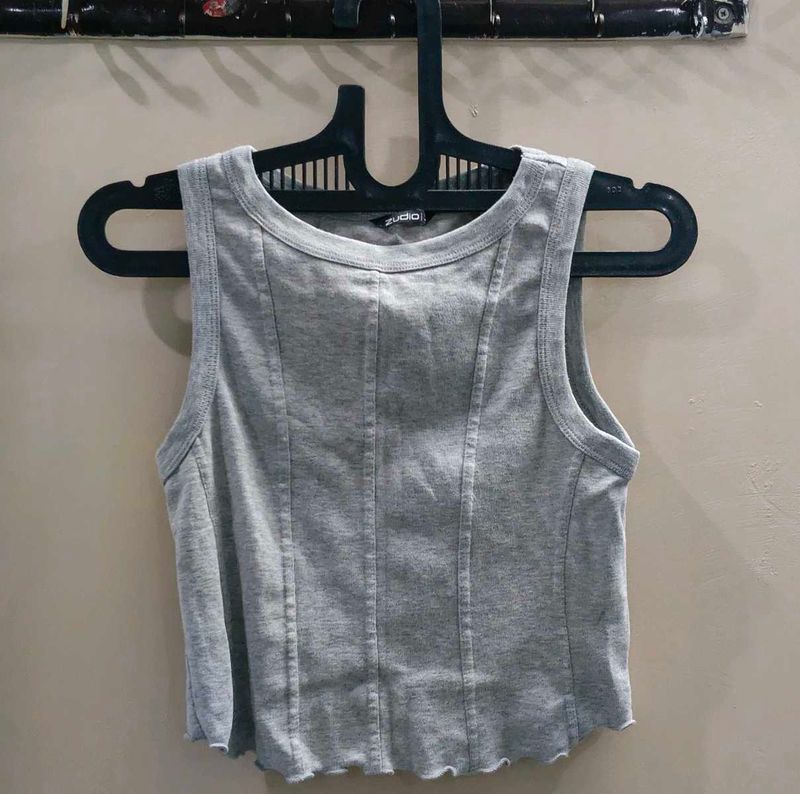 Gray Sleeveless Cropped Top