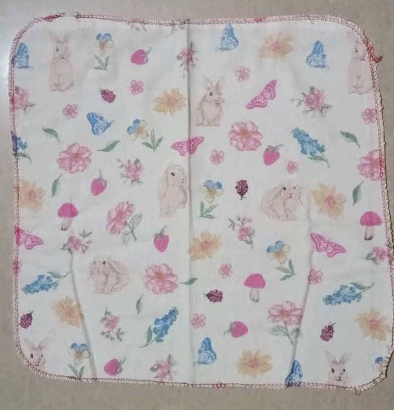 Cute Bunny and Floral Print (5 pcs in 150)