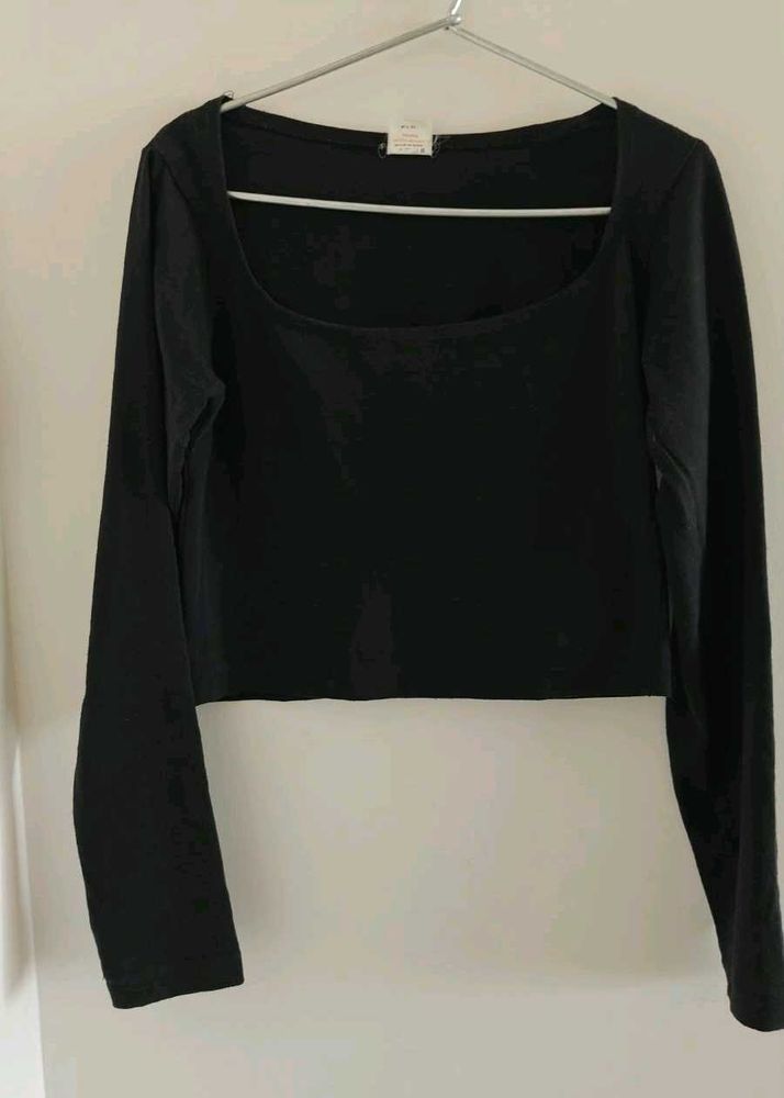 Solid Black Crop Top