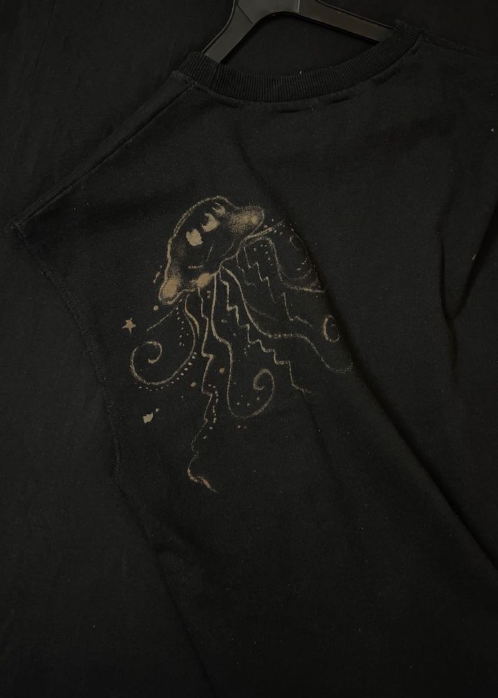Black Graphic Print T-Shirt