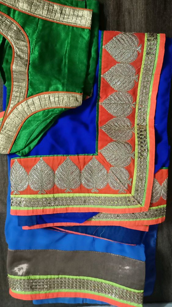 blue shaded saree with heavy border and stitched blouse💙