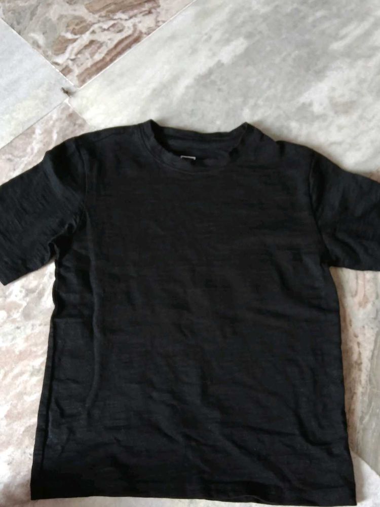 Basic Black T-Shirt