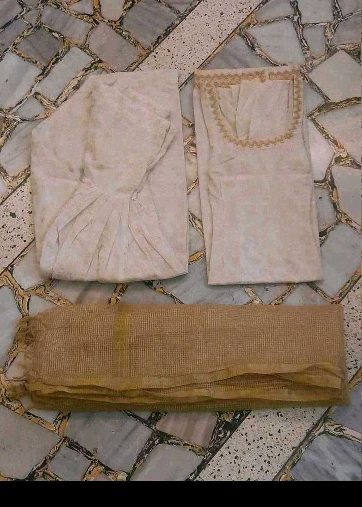 14. GOLDEN BLOCK COTTON SUIT @ 399