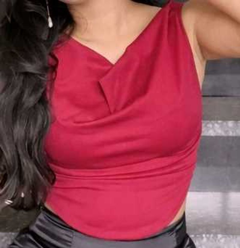 Chic Red Cowl Neck Sleeveless Top