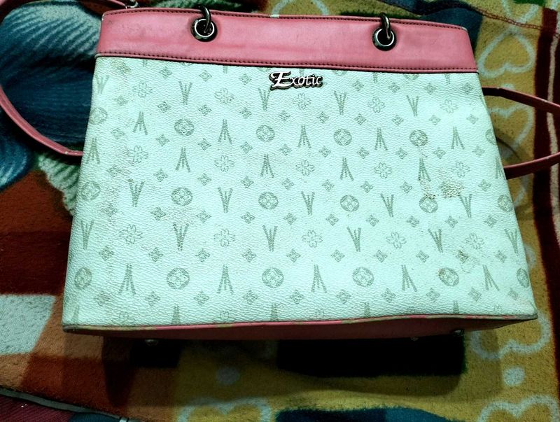 Chic Pink &amp; White Monogram Handbag