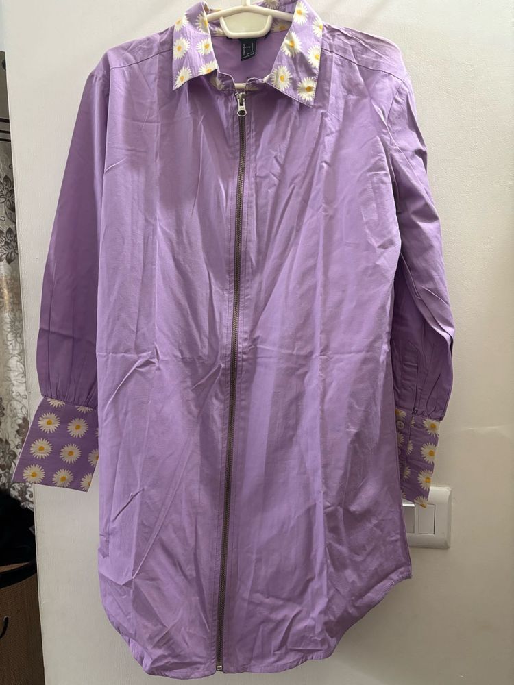 FOREVER 21 Lavender Shirt Dress with Daisy Print
