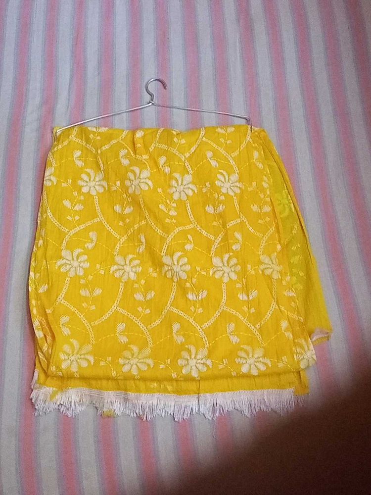 Yellow printed Dupatta