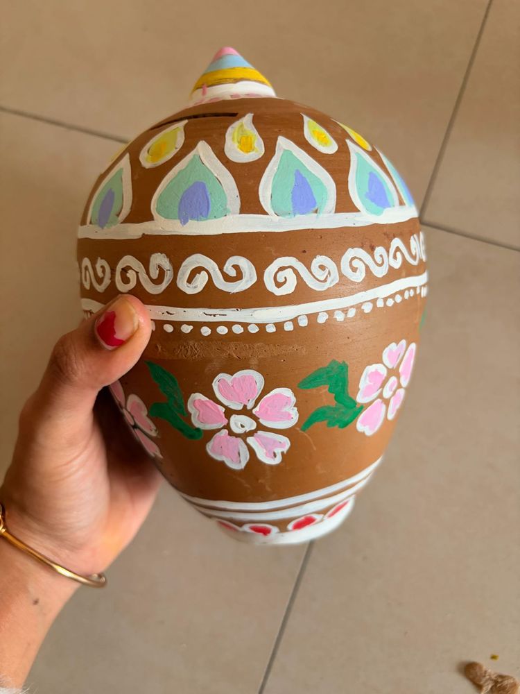 Gullak/money bank