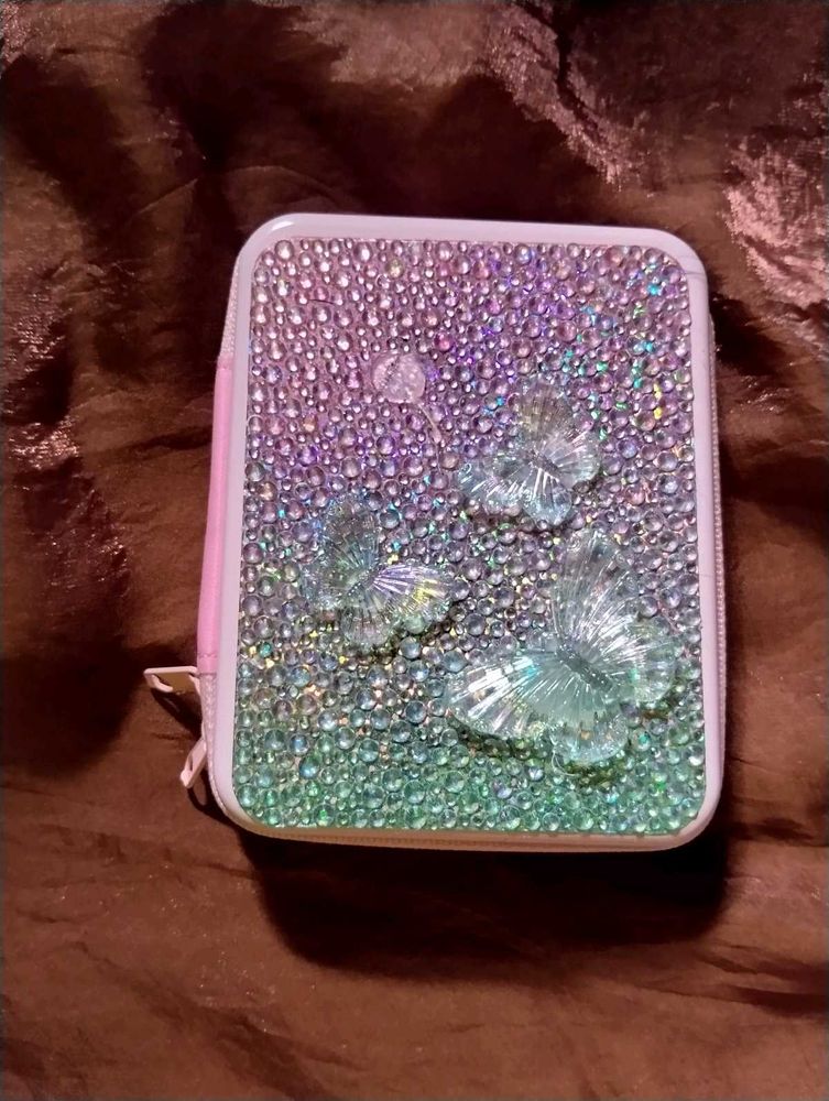 Claire’s Beginners Makeup Set with Sparkly Pouch |