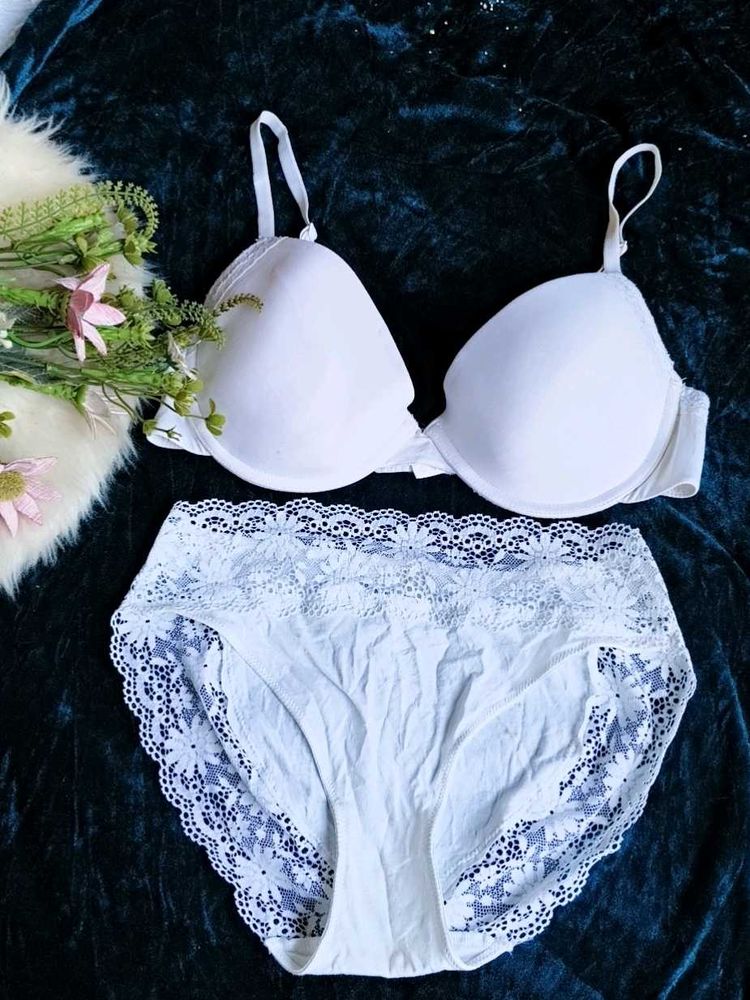 Lace Trimmed White Bra &amp; Panty Set