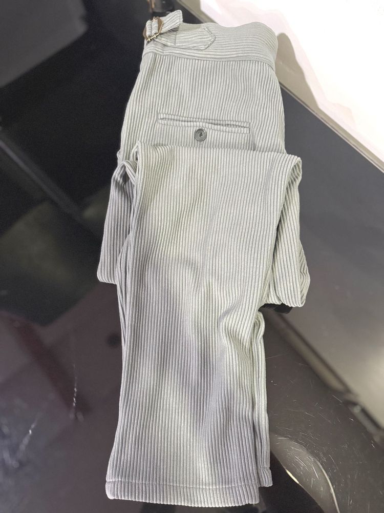 Men’s Ribbed Knit Trouser – Light Grey