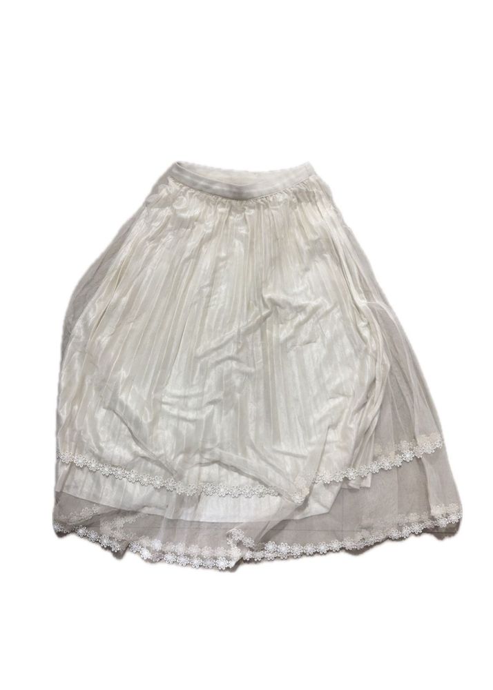 White Lace Trimmed Pleated Skirt