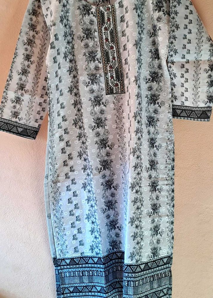 Stylish Floral Print Kurta