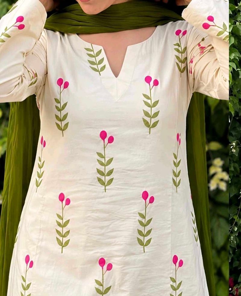 White Floral Print Kurta with Tassels