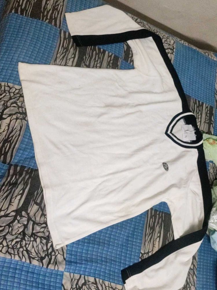 Classic White &amp; Black Long Sleeve T shirt