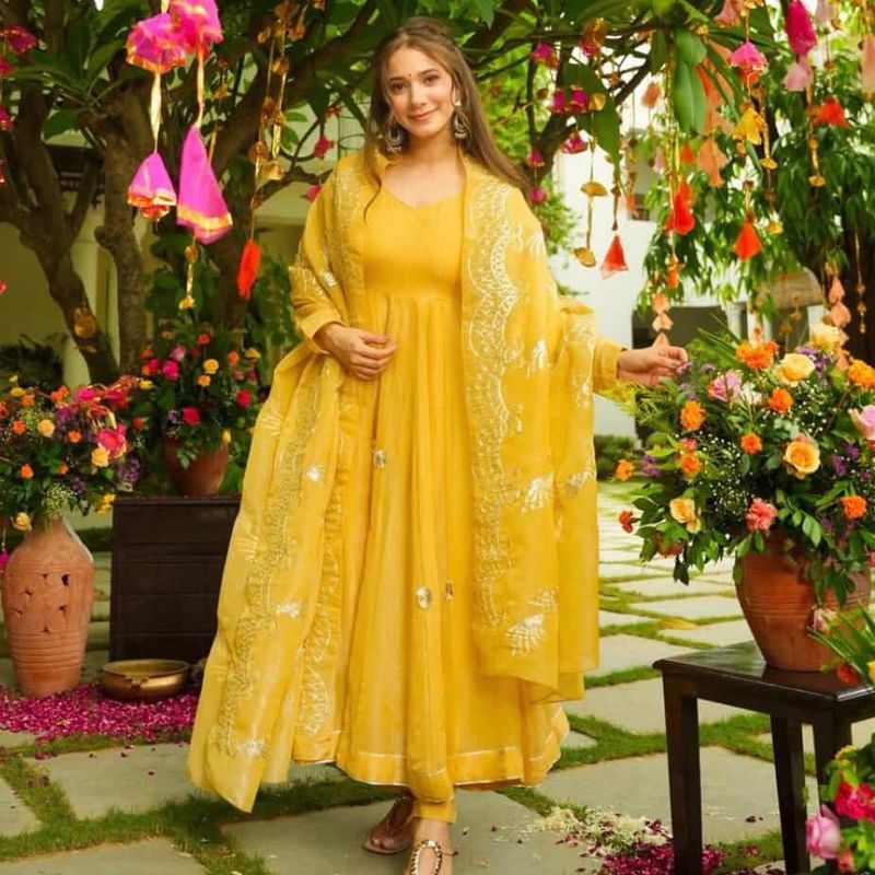 IDAHO Tavisi Yellow Suit Set