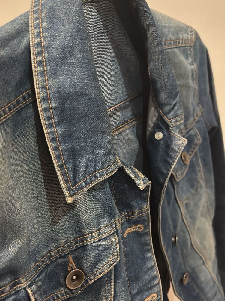 Cropped Cool Blue Denim Jacket