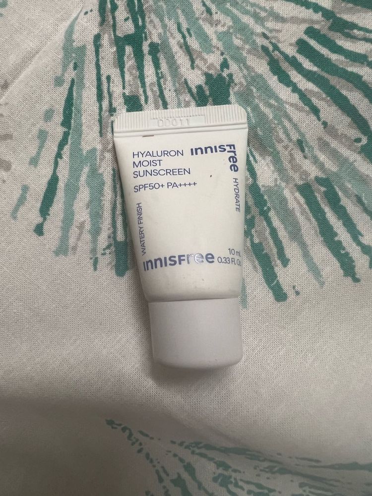 Innisfree Hyaluron Moist Sunscreen SPF50+
