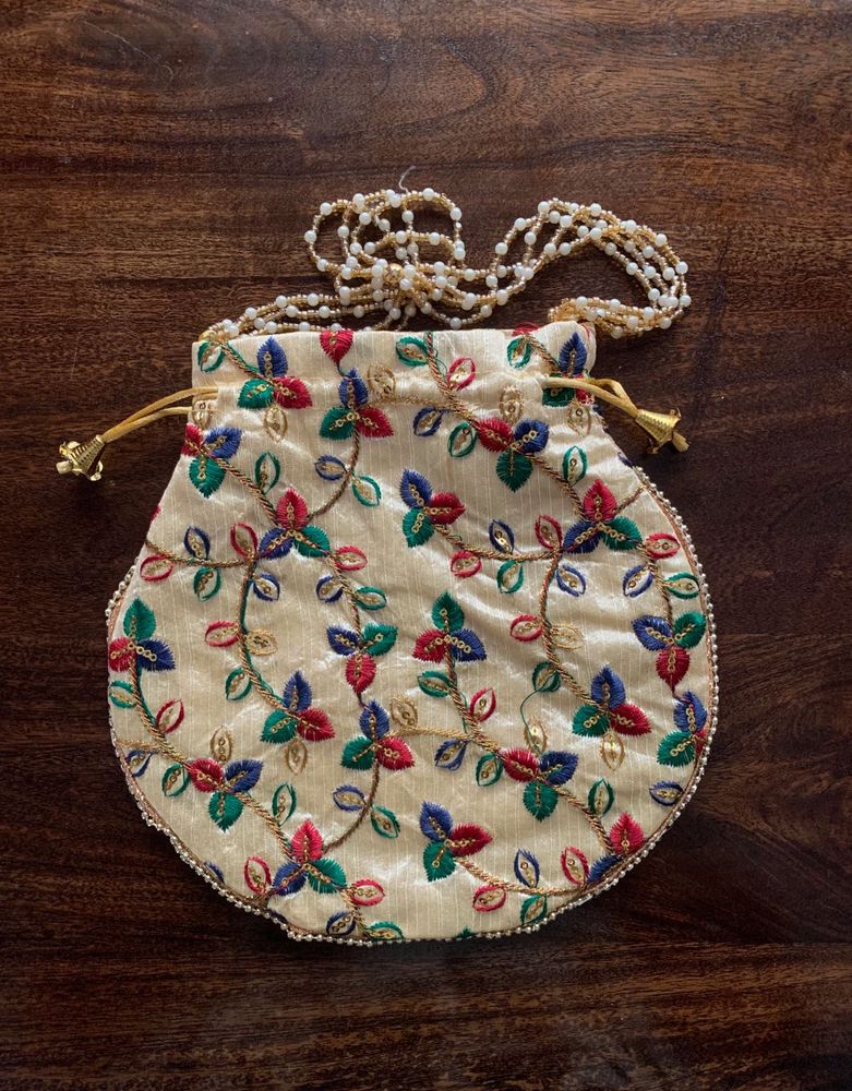 Embroidered Potli