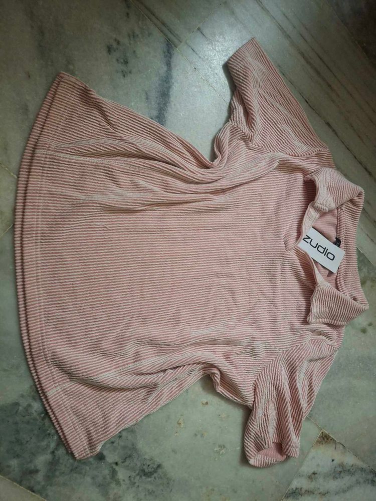 Chic Pink Ribbed Top
