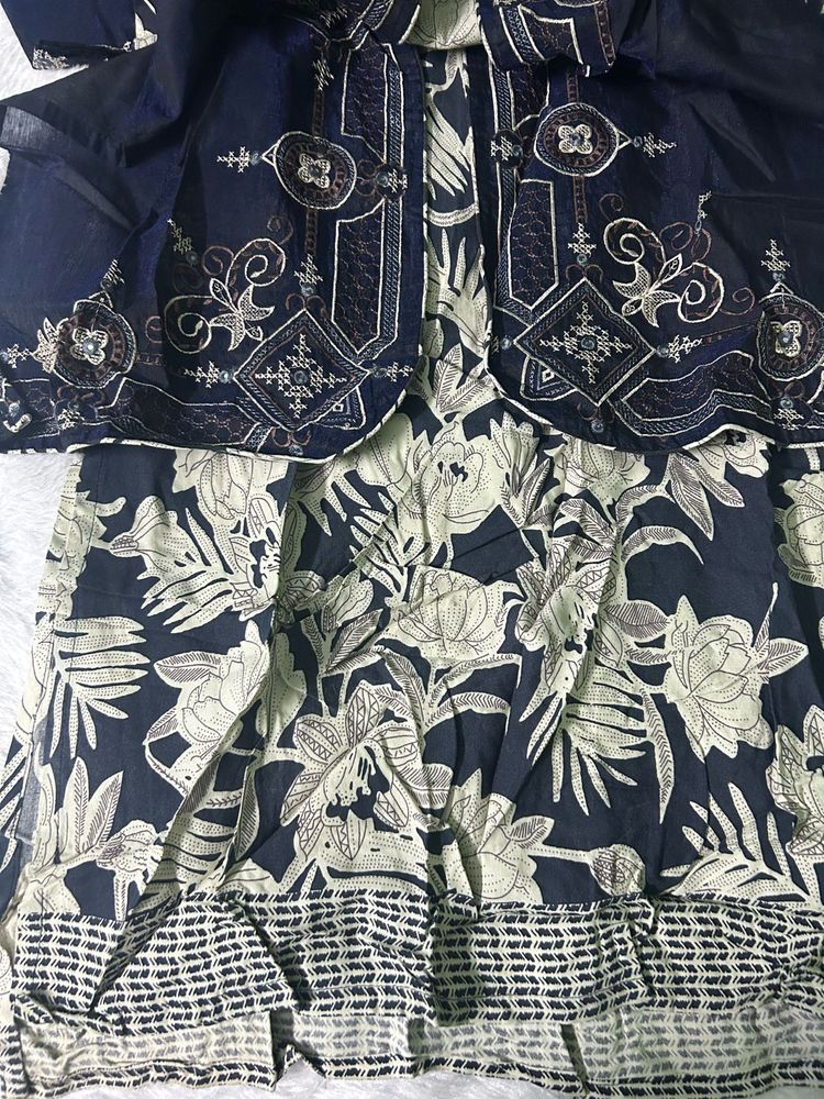 pack of 2 suit one only kurta and second sui
