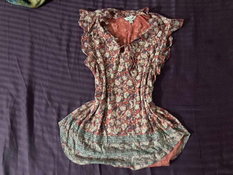 Boho Floral Print Tie-Neck Top