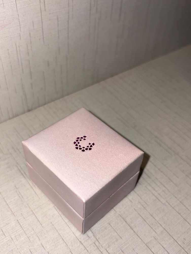 Caratlane ring box 💍