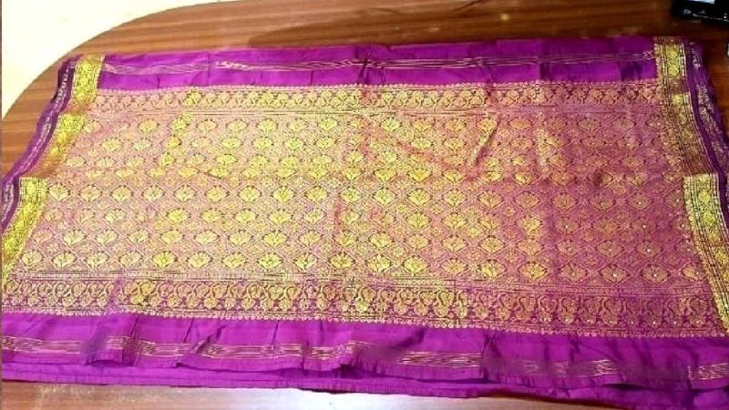 Elegant Purple &amp; Gold Saree