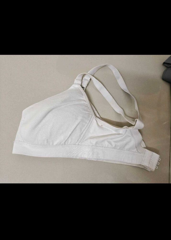 Comfortable White Full Coverage Bra