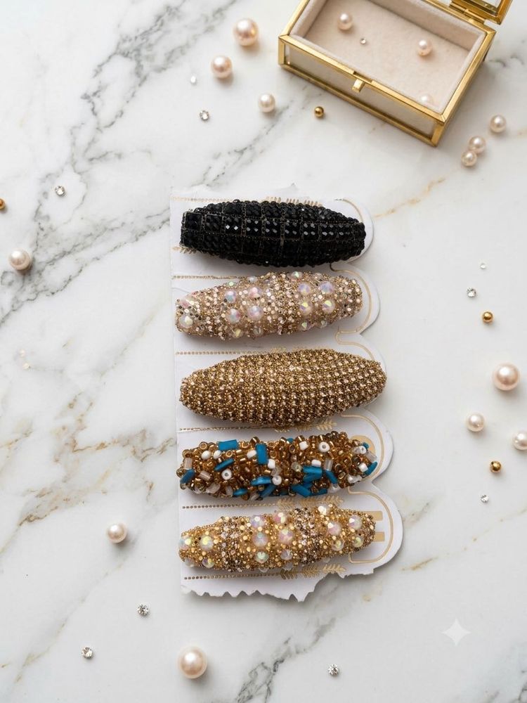 BUY 3 GET 2 FREE ✨💖Beautiful Beaded Brooch Pins