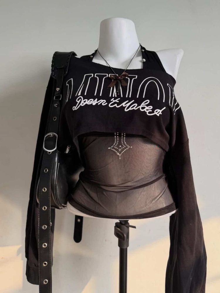 2000s Graphic cropped Print Top baggy tee