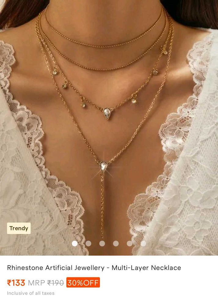 SAVANA Chic Multi-Layer Rhinestone Necklace