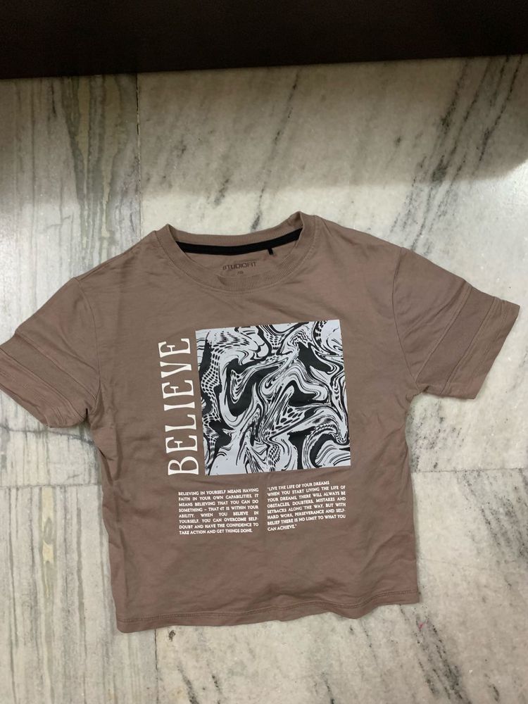Graphic Cropped Tee