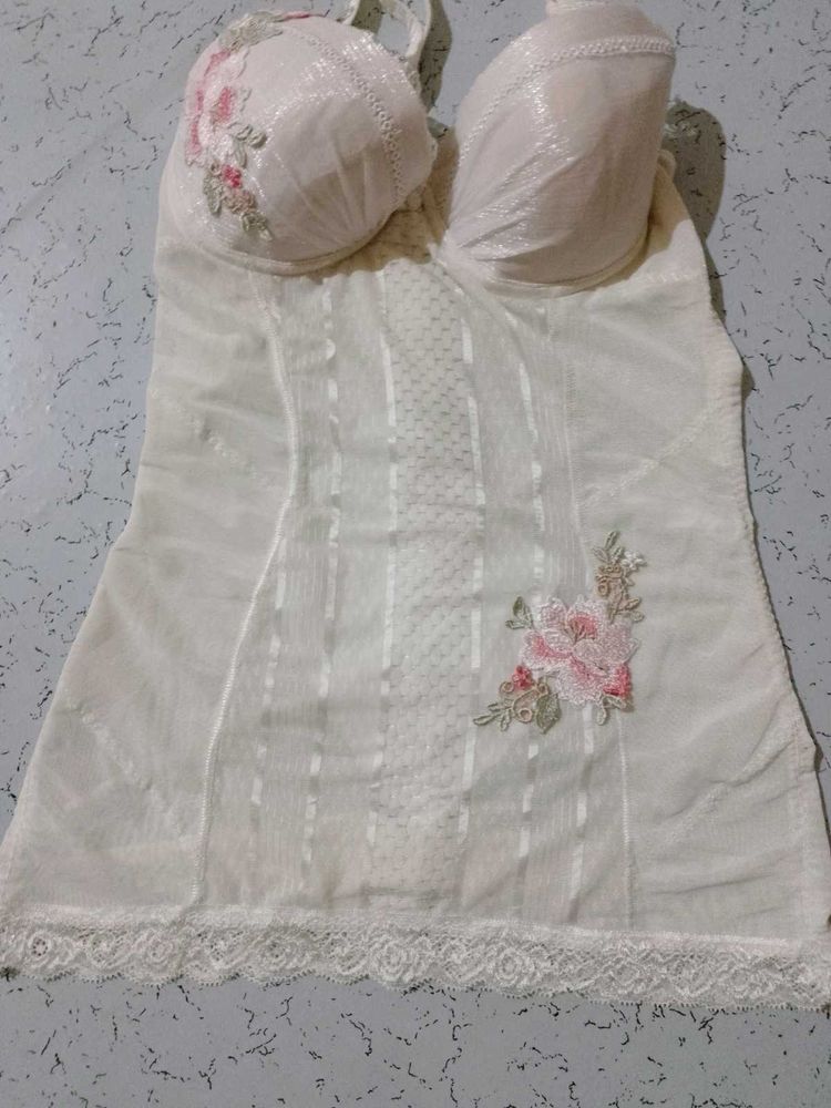 Lace Trim badded Bra