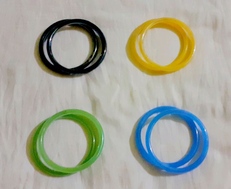 Thick Glass Bangles Set Of 4 Pairs. Total 8 Bangles In 4 Different Colors
