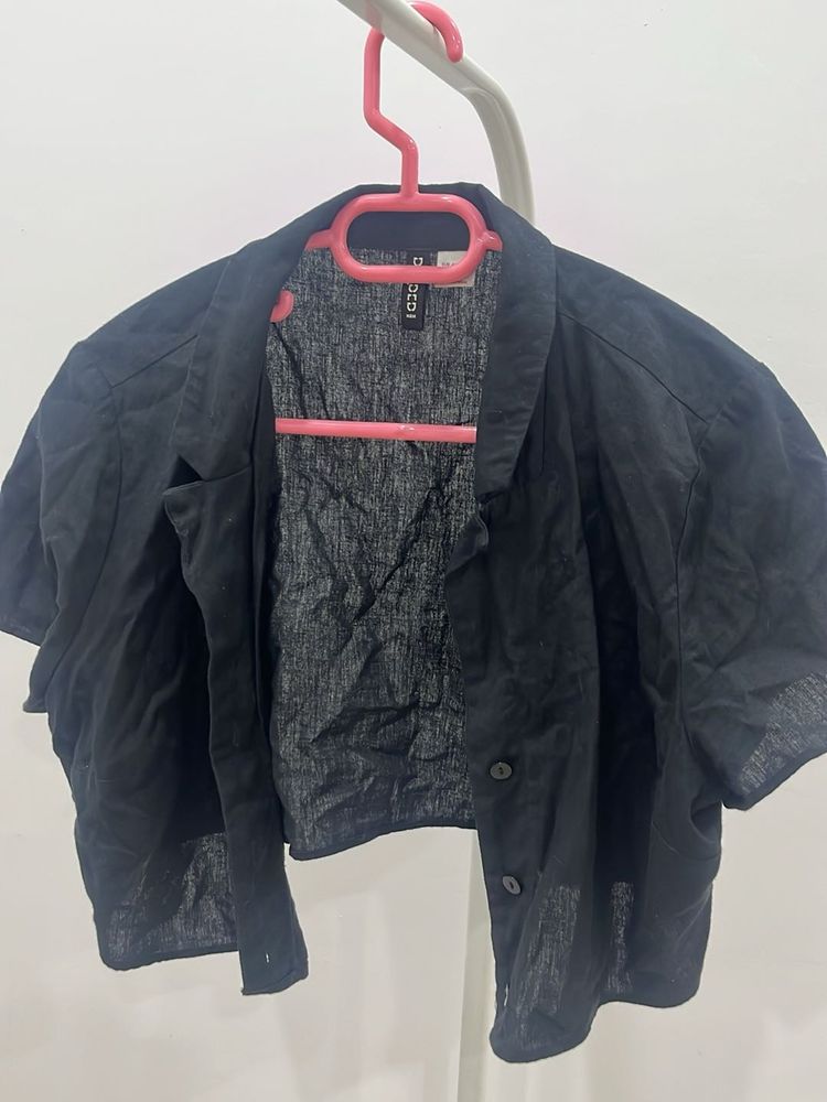 Black Cropped Linen Shirt