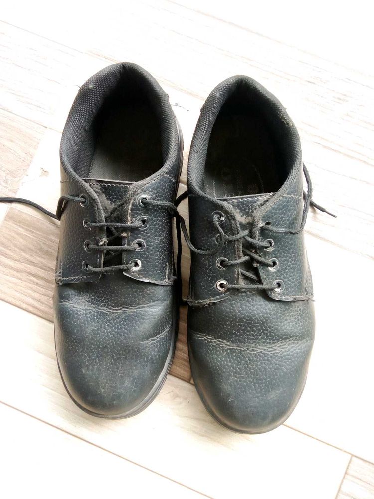 safety shoes