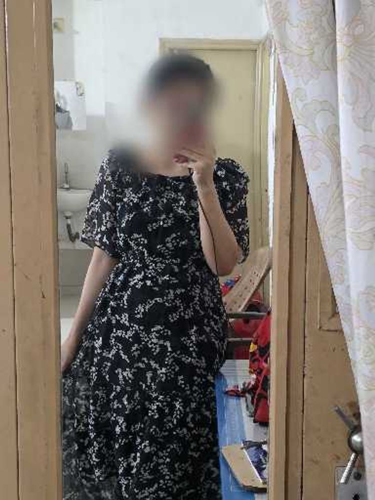Chic Black Floral Maxi Dress