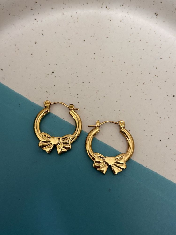 Belle Bow Hoops – Anti Tarnish