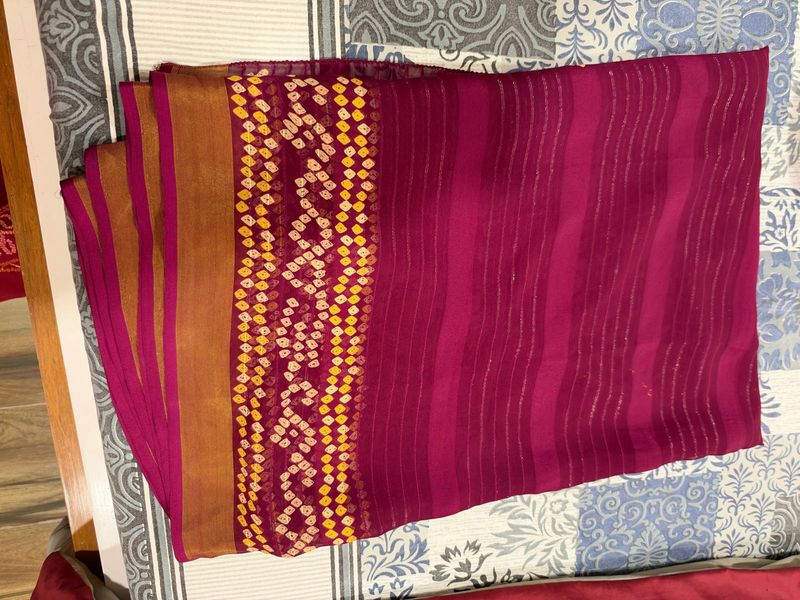 Beautiful Pink Saree with Golden Border no blouse
