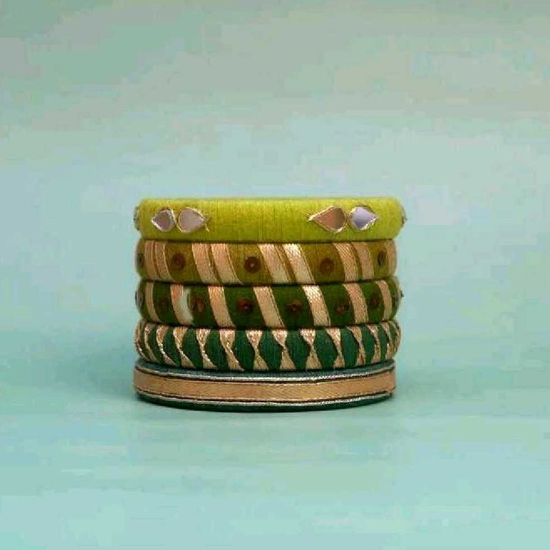 Designer Embellished Bangles Set💚