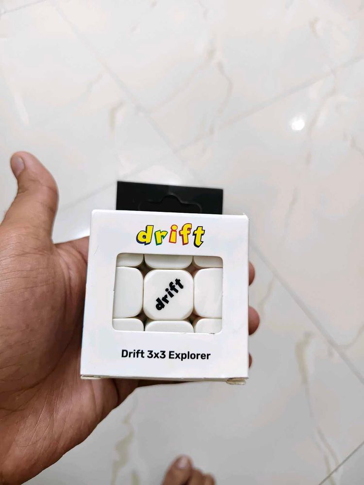 CUBELELO Drift 3x3 Explorer Puzzle Cube